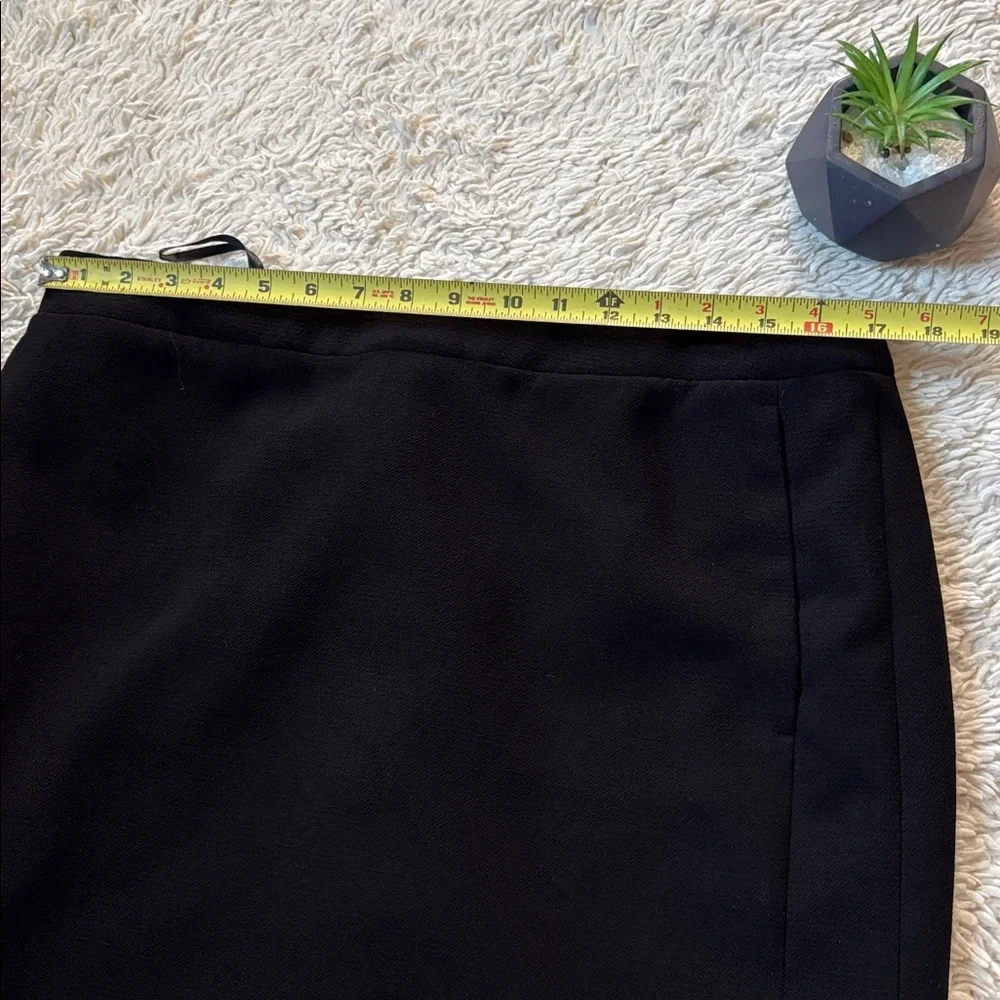 J. Crew the pencil skirt Black Size 12